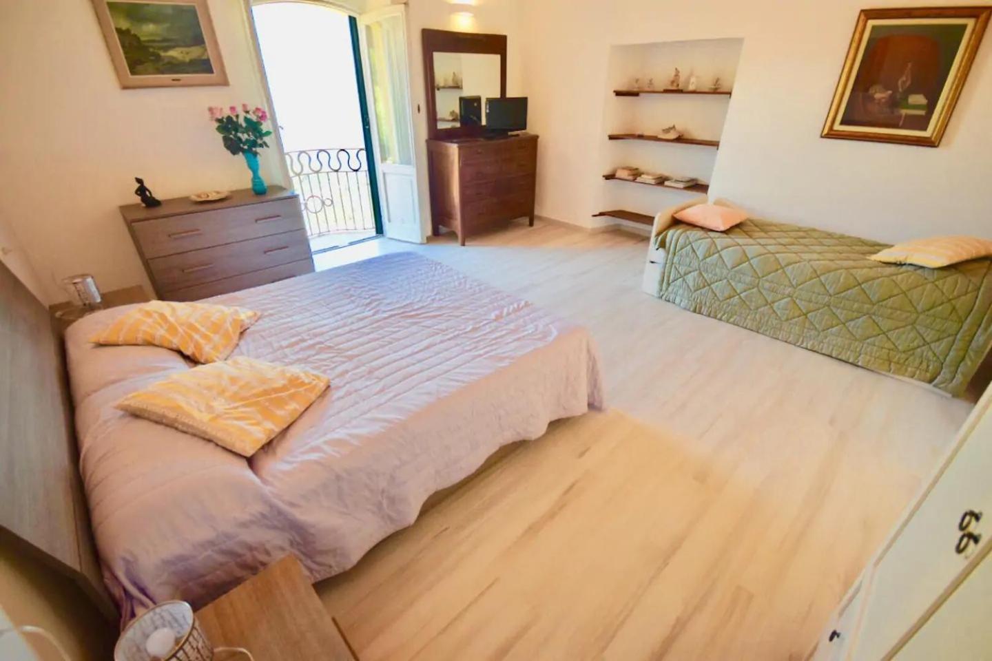 Villa Silvana Perledo ภายนอก รูปภาพ